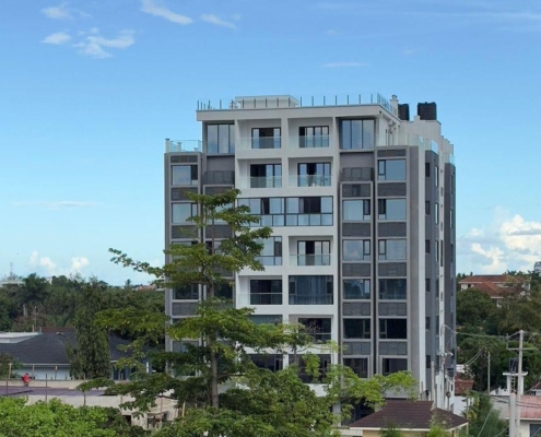 Peninsula One (1)